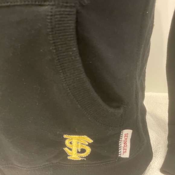 Woman’s University of Florida State FSU Seminoles jacket with pockets and hood. - Picture 4 of 7